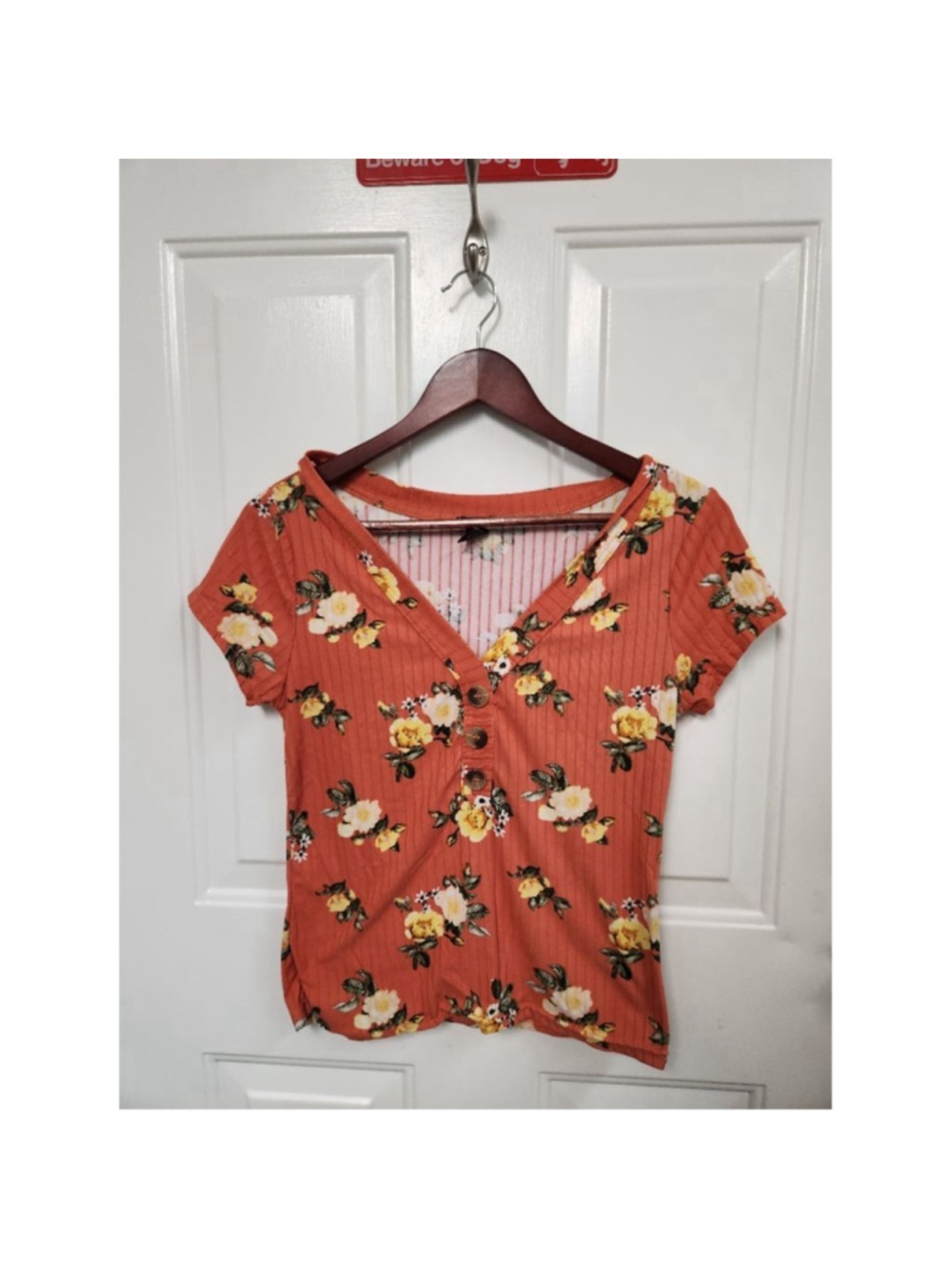 Rue21 Shirt With button accents Orange Floral